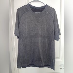 Lululemon shirt